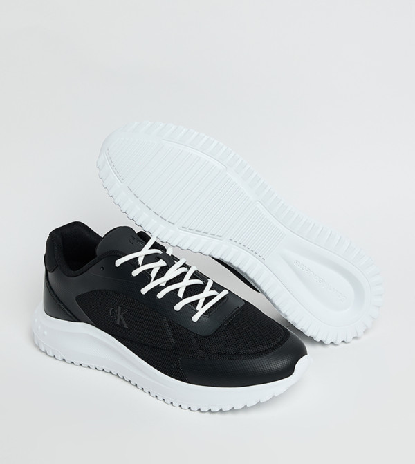 Calvin Klein Jeans Calvin Klein - Black Low Top