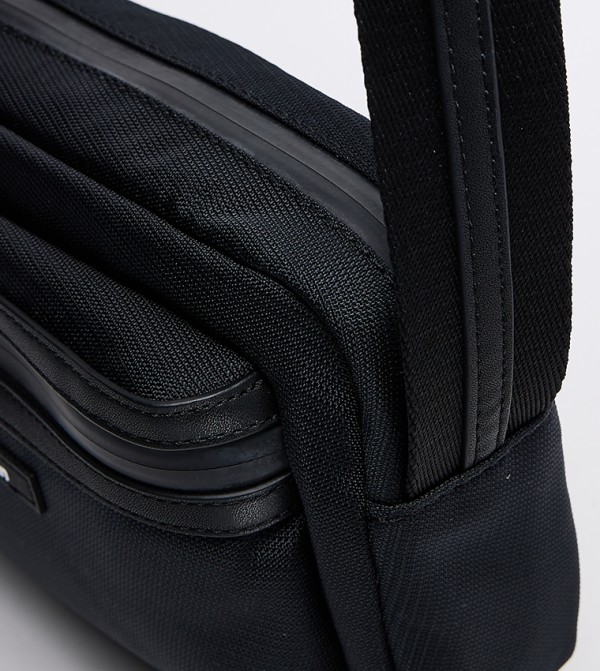 كالفين كلاين  حقائب يد - أسود Cross Body & Sling Bags