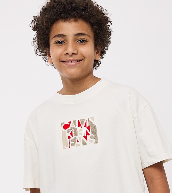 Calvin Klein  - White T-shirts