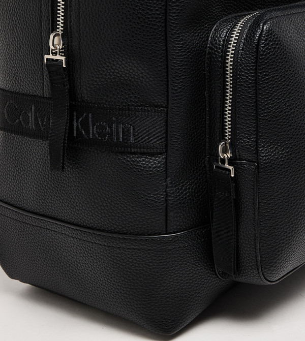 Calvin Klein Jeans Calvin Klein Jeans - Black undefined