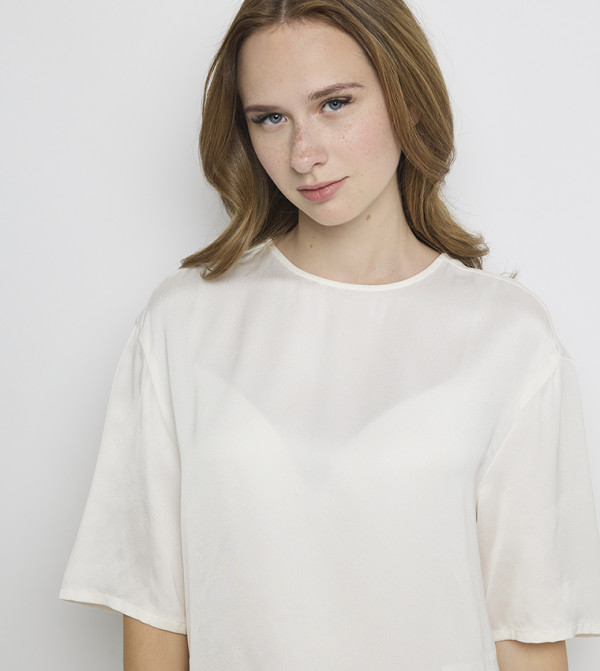 Tommy Hilfiger  T-Shirts - Ivory Short Sleeve T-Shirts