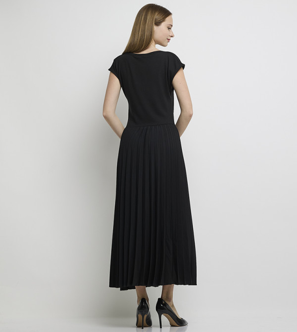 Tommy Hilfiger  Clothing - Black Midi Dresses