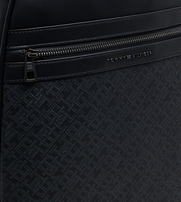 تومي هيلفيغر  حقائب ظهر - أسود undefined
