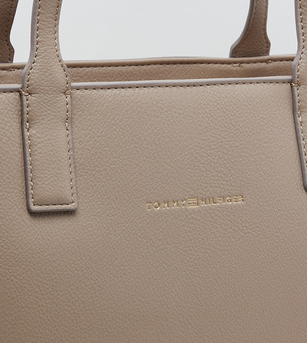 تومي هيلفيغر  - بني  حقائب يد كبيرة