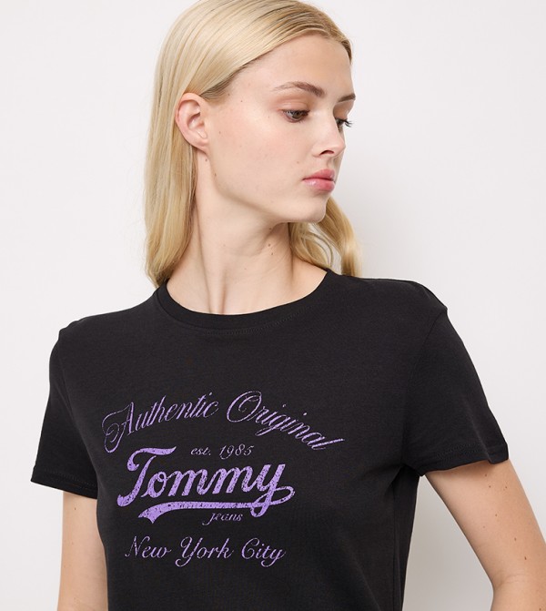 Tommy Hilfiger Tommy Hilfiger - Black Short Sleeve T-Shirts