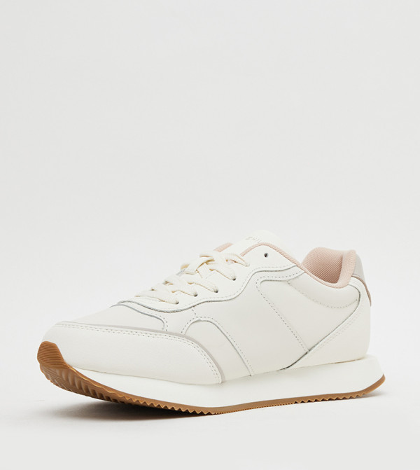 تومي هيلفيغر - عاجي أحذية برقبة منخفضة