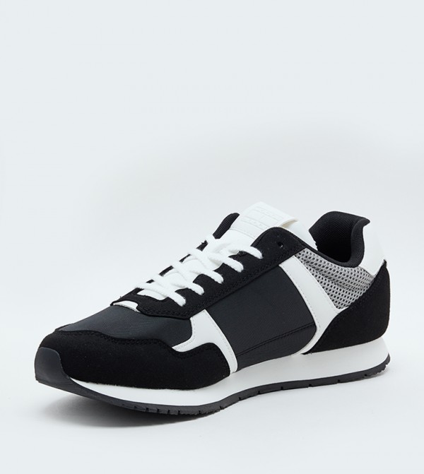 Tommy Hilfiger Tommy Hilfiger - Black Low Top