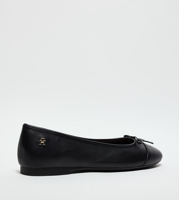 Tommy Hilfiger  Shoes - Black undefined