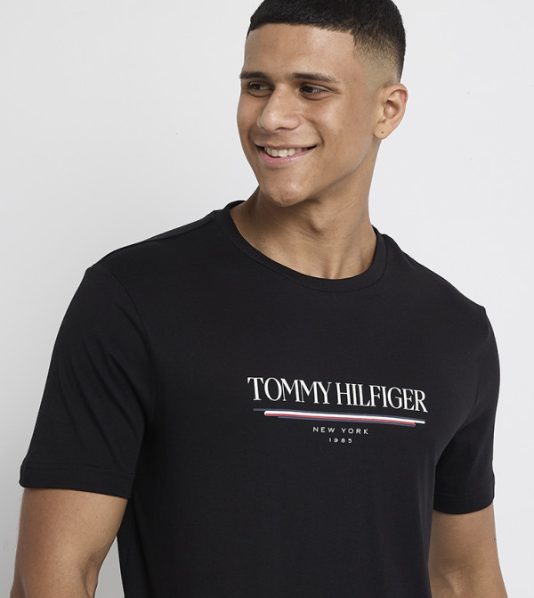 Tommy Hilfiger  Clothing - Black Casual T-Shirts