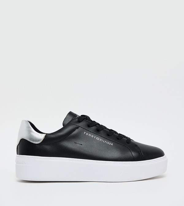 Tommy Hilfiger  Sneakers - Black Low Top