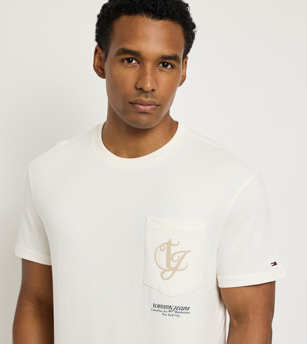 تومي جينز تومي جينز - أبيض Round Neck T-Shirts