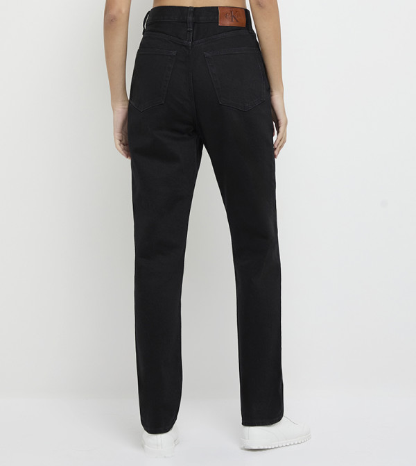 كالفين كلاين  جينز استايل موم - أسود Mom Jeans