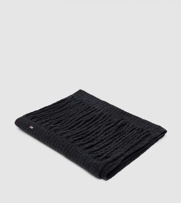 Tommy Hilfiger  Accessories - Black Woolen Scarves
