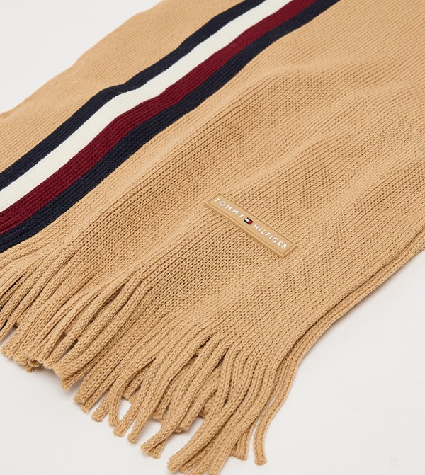 تومي هيلفيغر  أوشحة - بيج Knitted Scarves