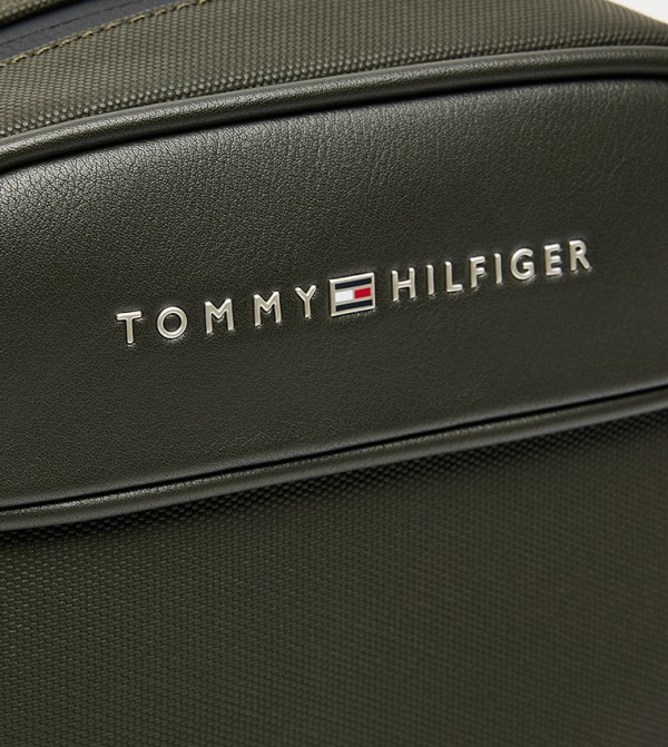 Tommy Hilfiger Tommy Hilfiger - Olive Cross Body & Sling Bags