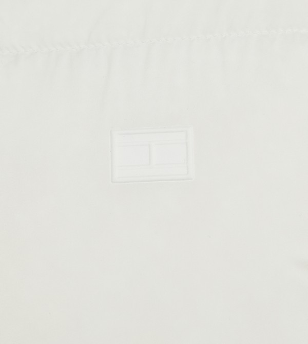 Tommy Hilfiger  Puffer & Quilted Jackets - Ivory Puffer & Quilted Jackets