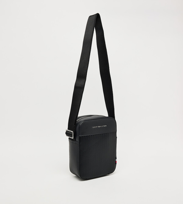 Tommy Hilfiger  Cross Body & Sling Bags - Black Cross Body & Sling Bags