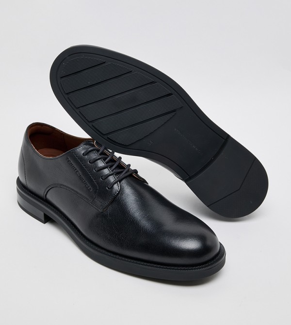 تومي هيلفيغر  أحذية رسمية  - أسود Formal Lace-Up Shoes