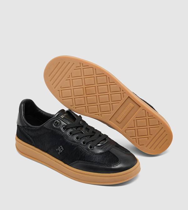 Tommy Hilfiger  Sneakers - Black Low Top