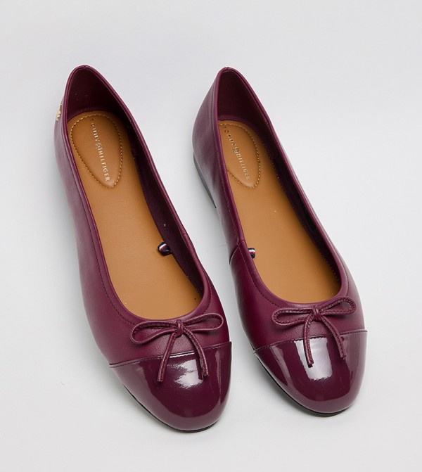 Tommy Hilfiger Shoes - Burgundy undefined