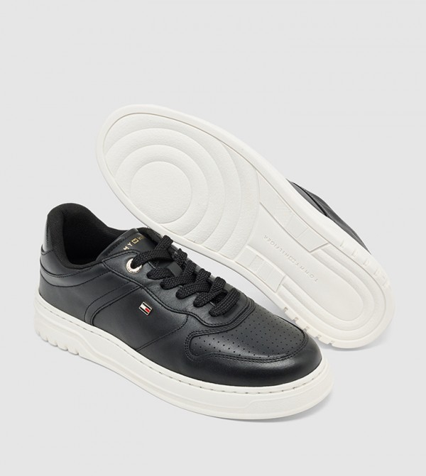 Tommy Hilfiger Tommy Hilfiger - Black Low Top