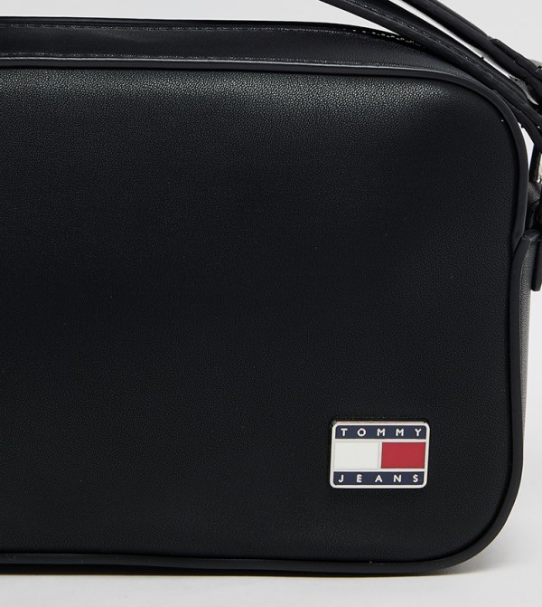 Tommy Hilfiger Tommy Hilfiger - Black Cross Body Bags
