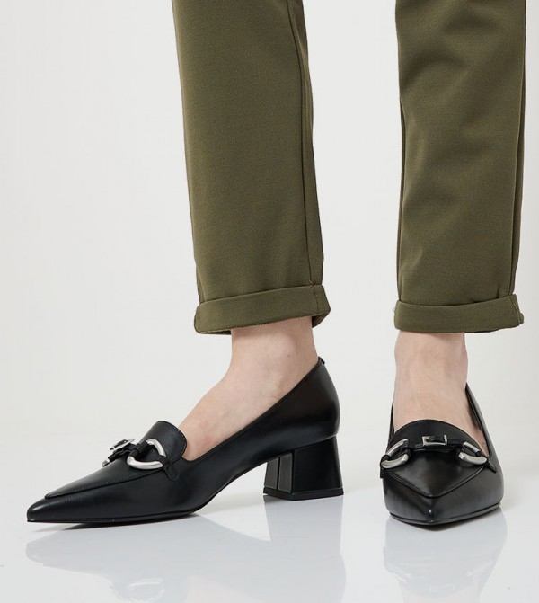 Charles & Keith Charles & Keith - Black Pumps