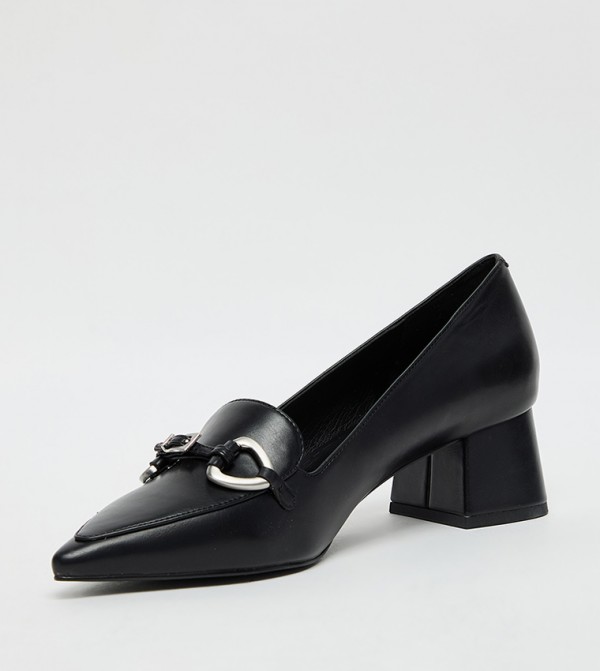Charles & Keith Charles & Keith - Black Pumps
