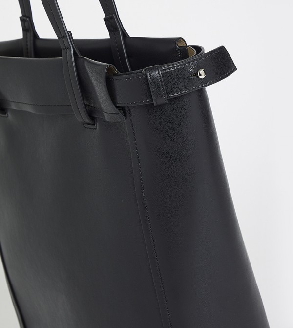 Charles & Keith Charles & Keith - Black Shoulder bags