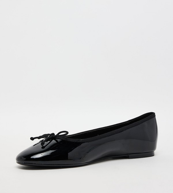 Charles & Keith  Ballerinas - Black undefined