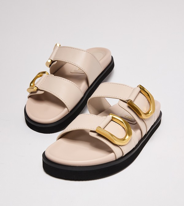 تشارلز آند كيث تشارلز آند كيث - أوف وايت  Flat Sandals