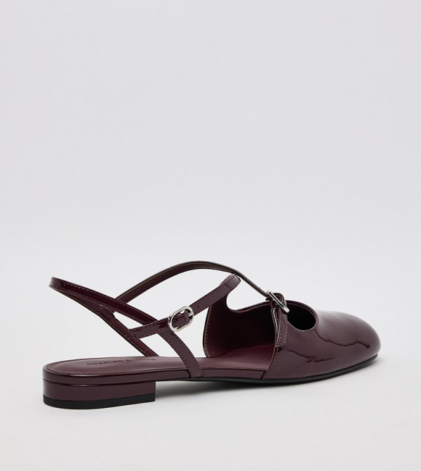 Charles & Keith  Flat Shoes - Burgundy undefined