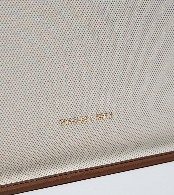 Charles & Keith Charles & Keith - Beige Shoulder bags