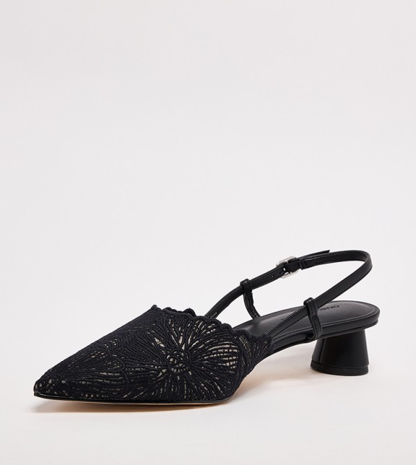 Charles & Keith Charles & Keith - Black Pumps