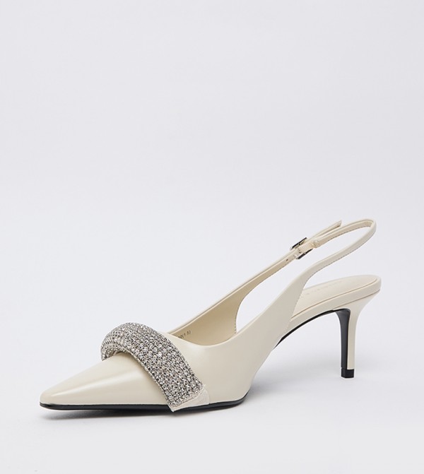 Charles & Keith Charles & Keith - Off White Pumps