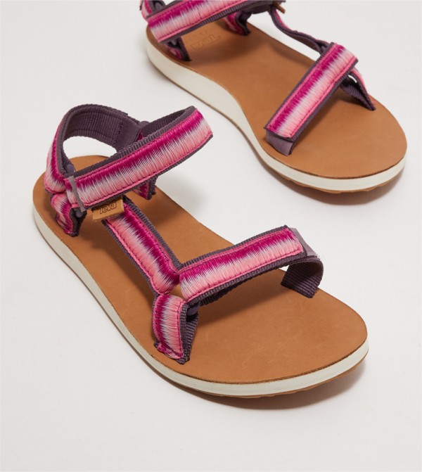 Shop Flat Sandals For Women Online 6thStreet UAE