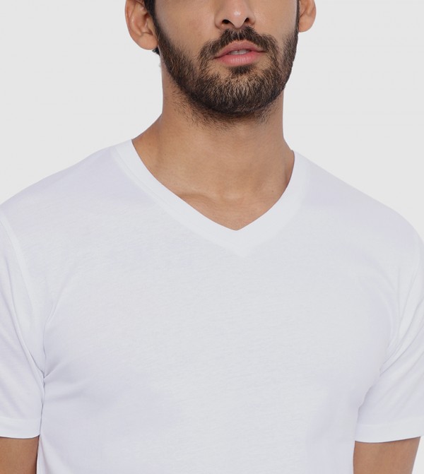 KO:LN Koln - White Casual T-Shirts