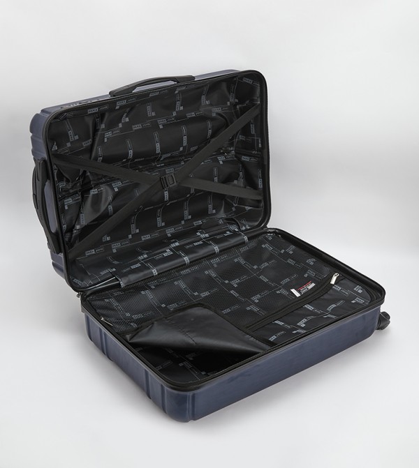 Para Jones @ CCC  - Blue Trolly Bags