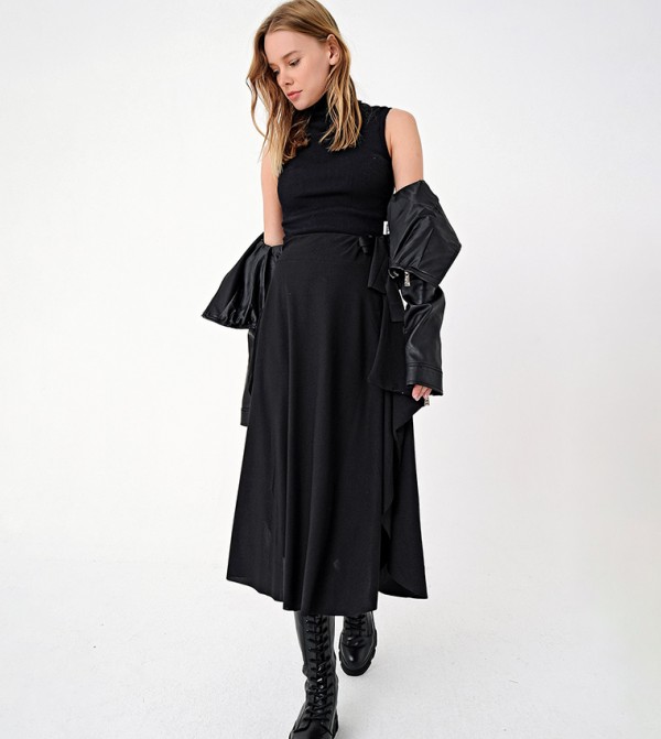 Trend Alaçatı Stili Trend Alaçatı Stili - Black Skirts