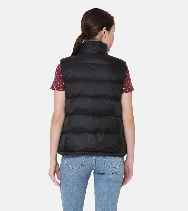 Levi's Puffer & Quilted Jackets - Black Puffer & Quilted Jackets