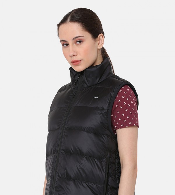 Levi's Puffer & Quilted Jackets - Black Puffer & Quilted Jackets