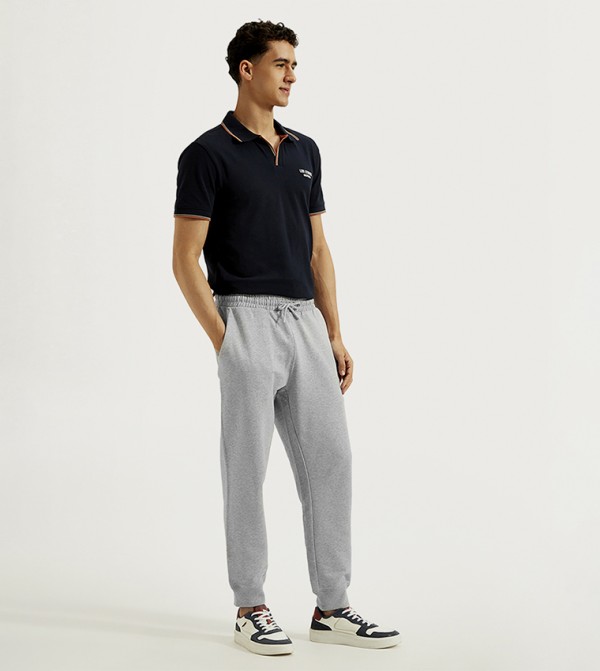 Levi's  Pants & Chinos - Grey Joggers