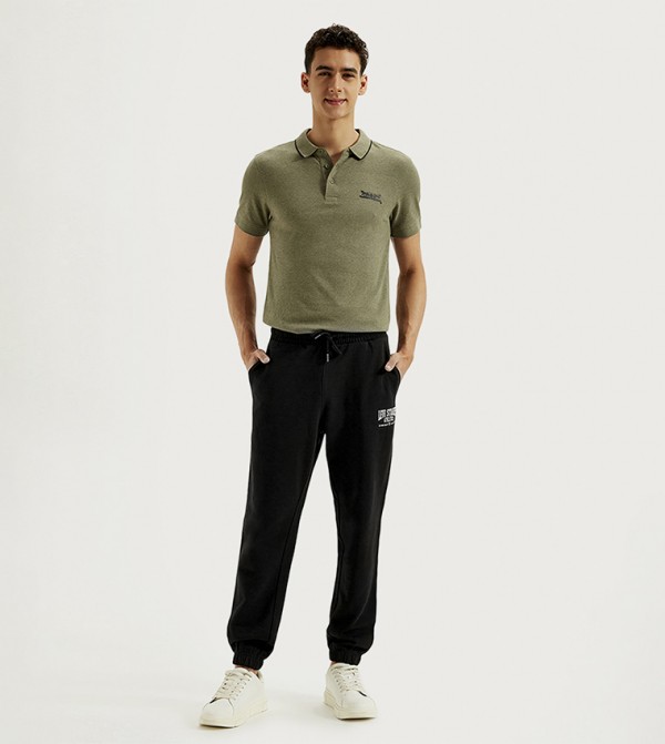 Levi's  Pants & Chinos - Black Joggers