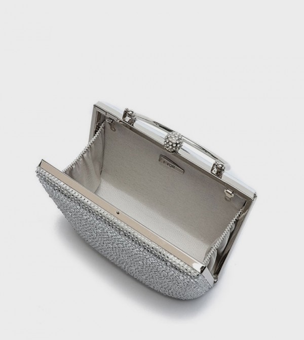 Fyor  - Silver Clutches