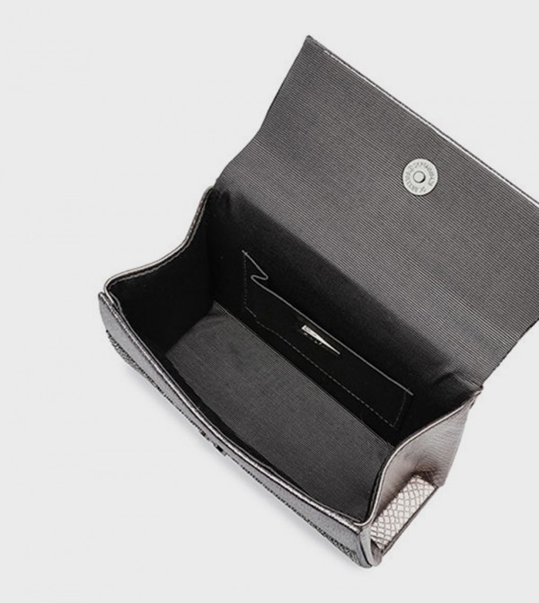 Fyor  - Grey Clutches