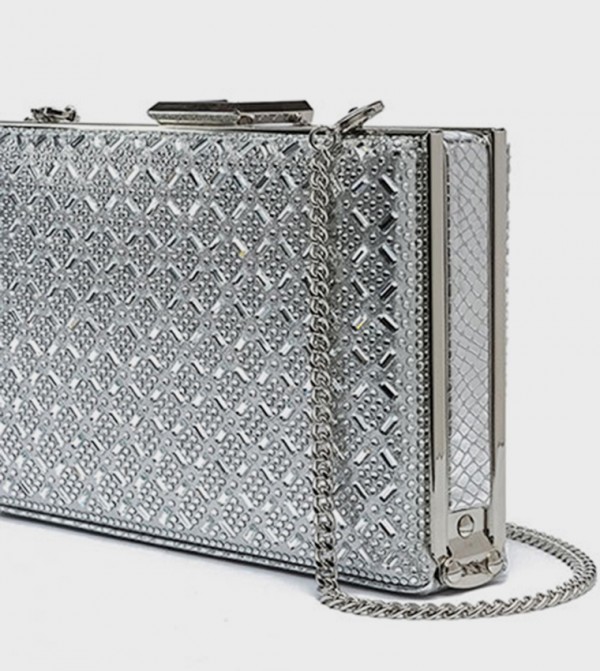 Fyor - Silver Clutches