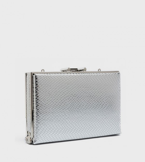 Fyor - Silver Clutches