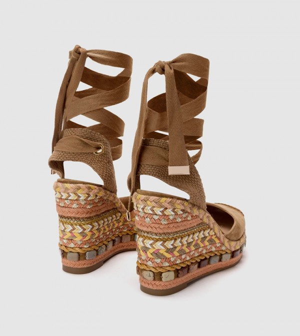Alma en pena Alma en pena - Camel Wedge Sandals