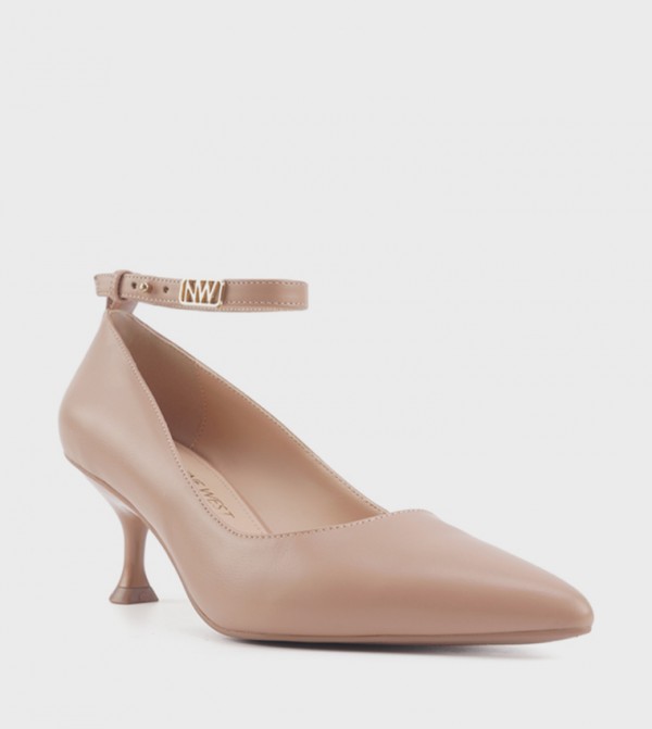 Nine West  - Nude Pumps