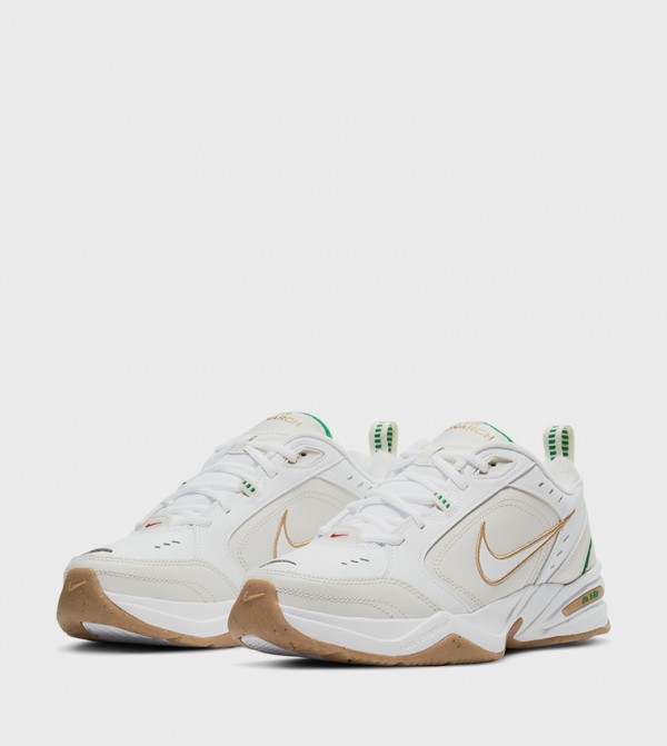 Nike  Training Shoes - White Training Shoes